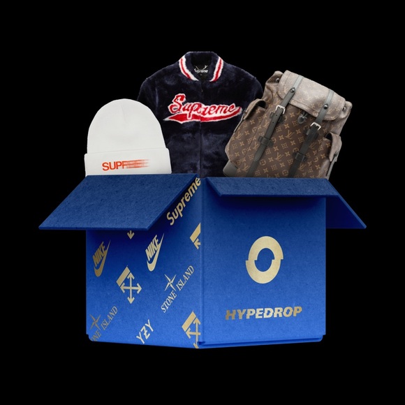 Streetwear Mystery Box 📦 - Picture 1 of 2